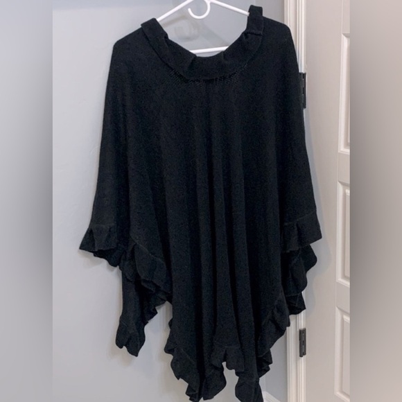 💙 APT. 9 Knit Ruffle Ruana - Picture 5 of 8